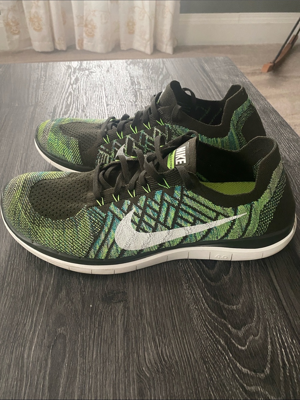 Nike Men’s Flyknit Training Shoes - Green/Black/White - Picture 2 of 9